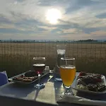 Le Des Lavandes Bed & Breakfast 4*